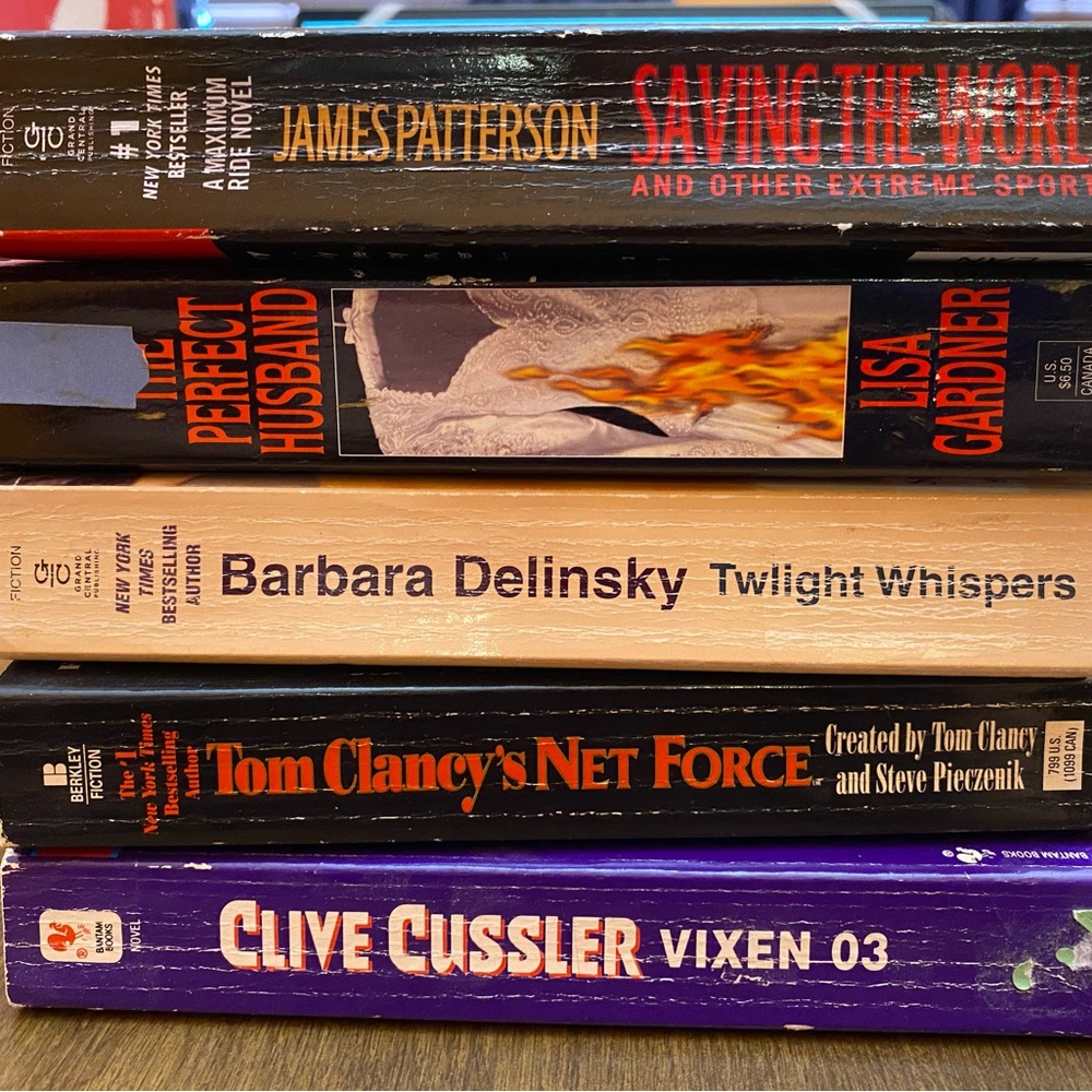GUC Bundle of 5 Thriller paperback novels